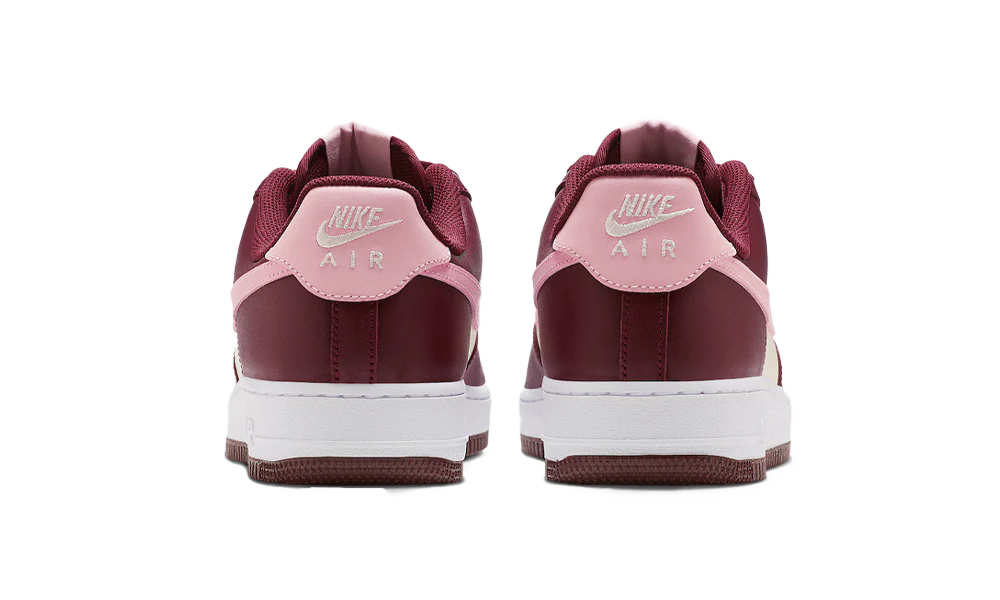NIKE AIR FORCE 1 LOW '07 VALENTINE’S DAY (2023) — 38
