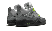 Air Jordan 4 Retro SE 95 Neon