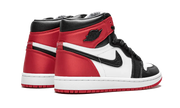 Air Jordan 1 Retro High Satin Black Toe (W)