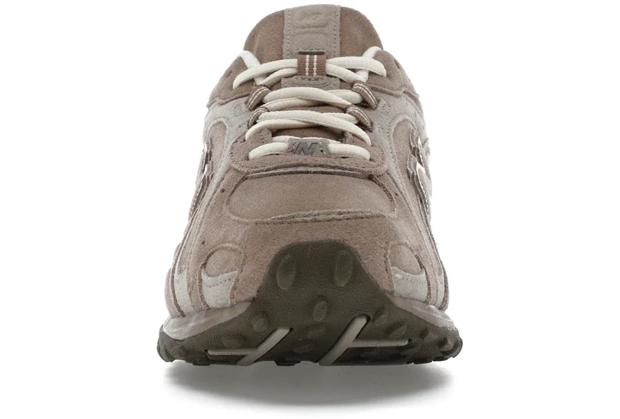 New Balance 204L Mushroom Arid Stone — 36
