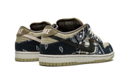 NIKE SB DUNK LOW TRAVIS SCOTT
