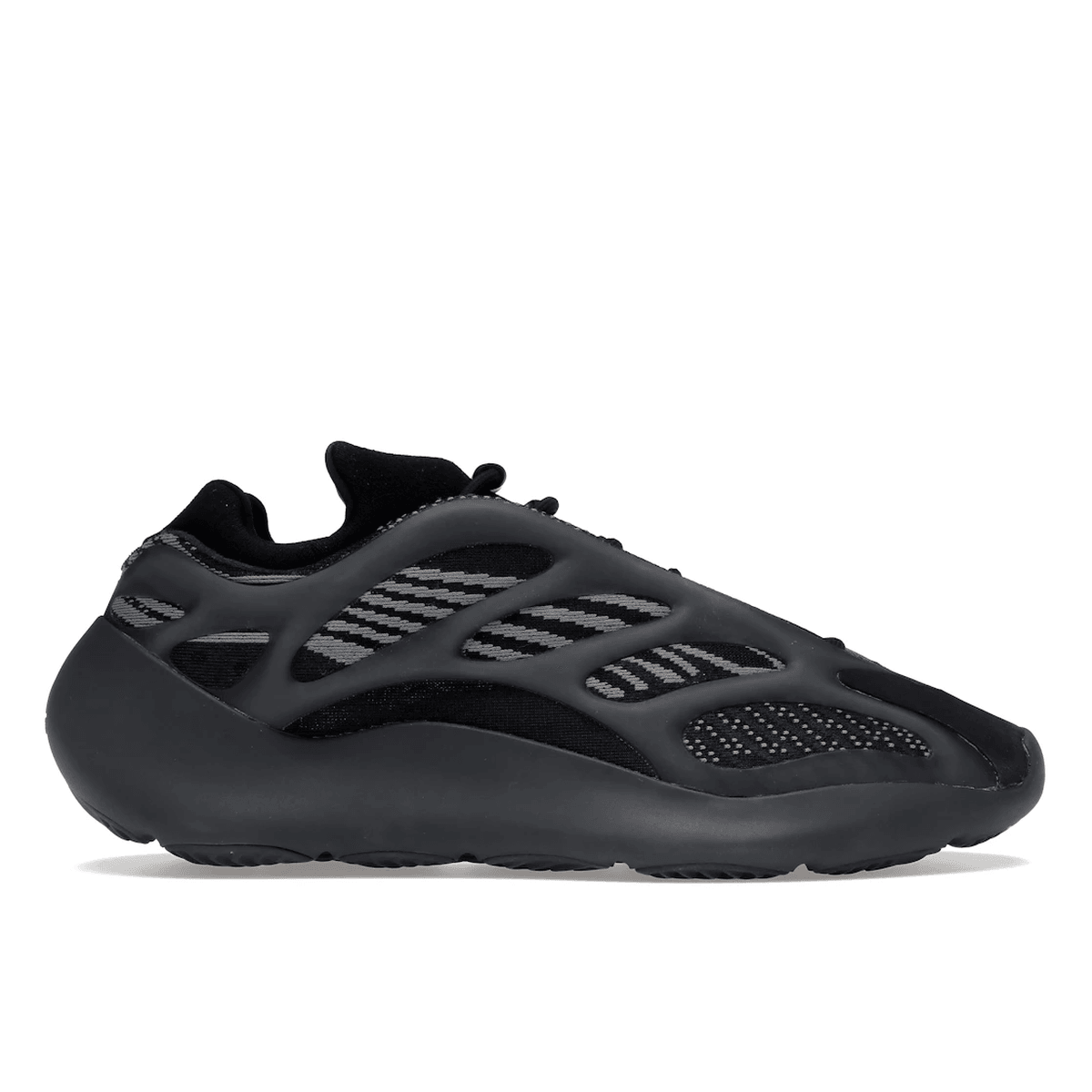 Adidas Yeezy 700 V3 Dark Glow — 36