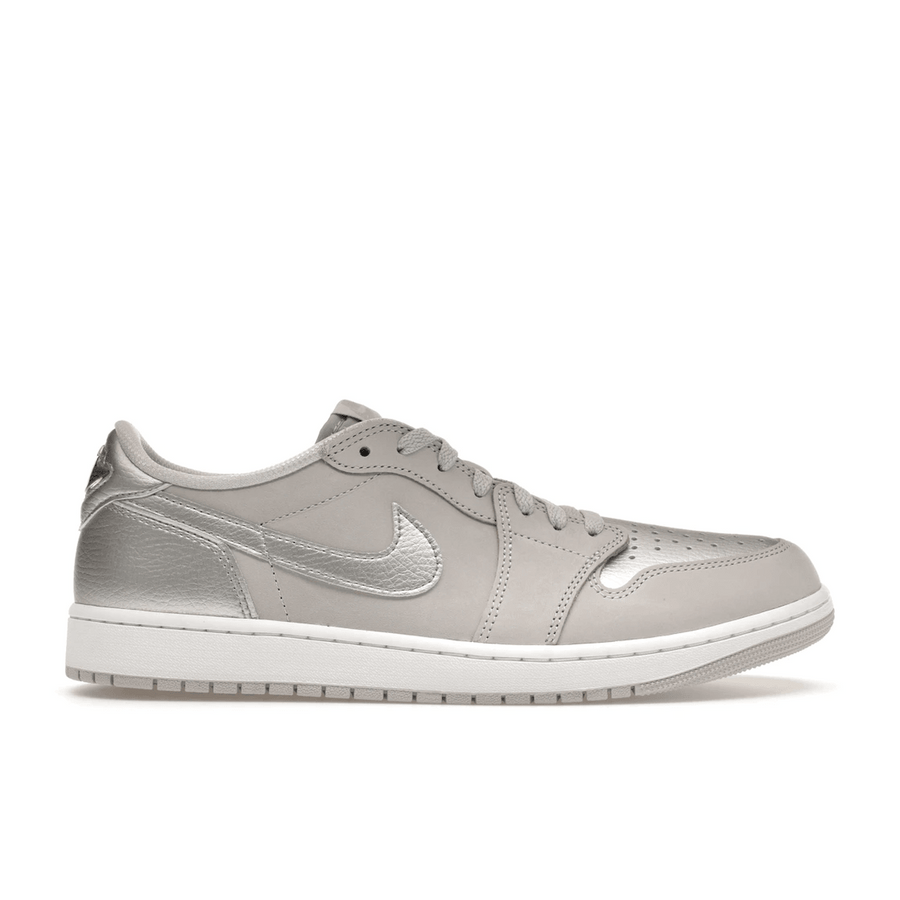 Air Jordan 1 Low OG Metallic Silver — 36
