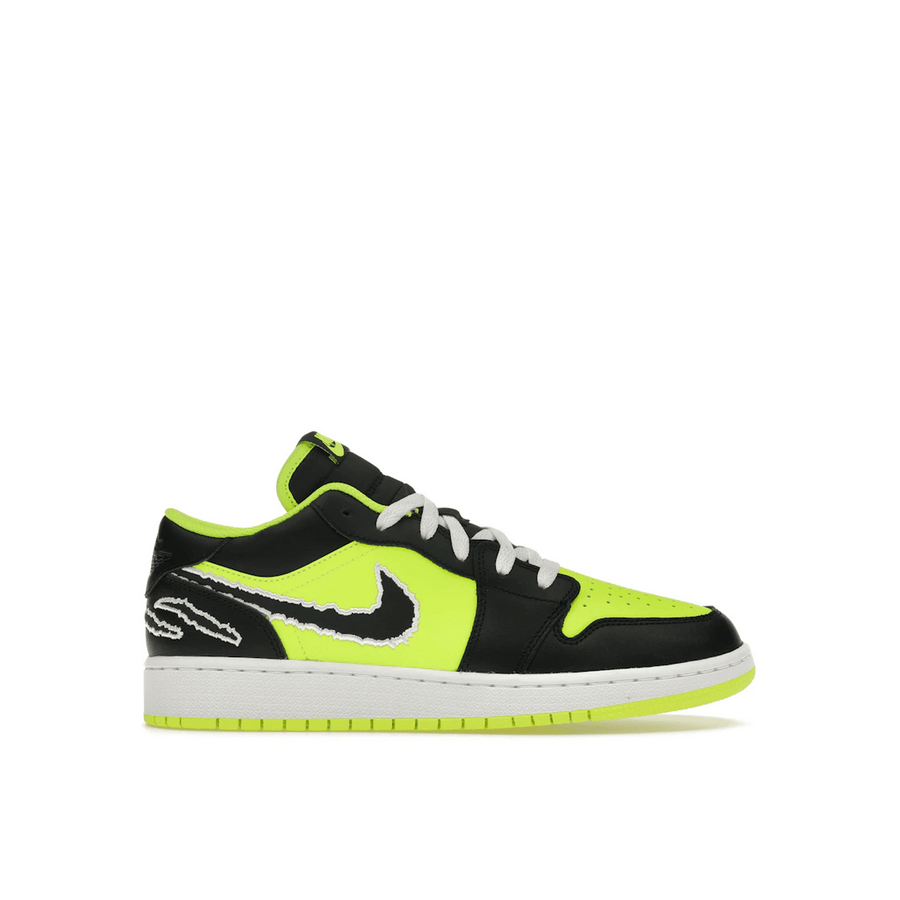 Air Jordan 1 Low SE Black Cat Volt — 36