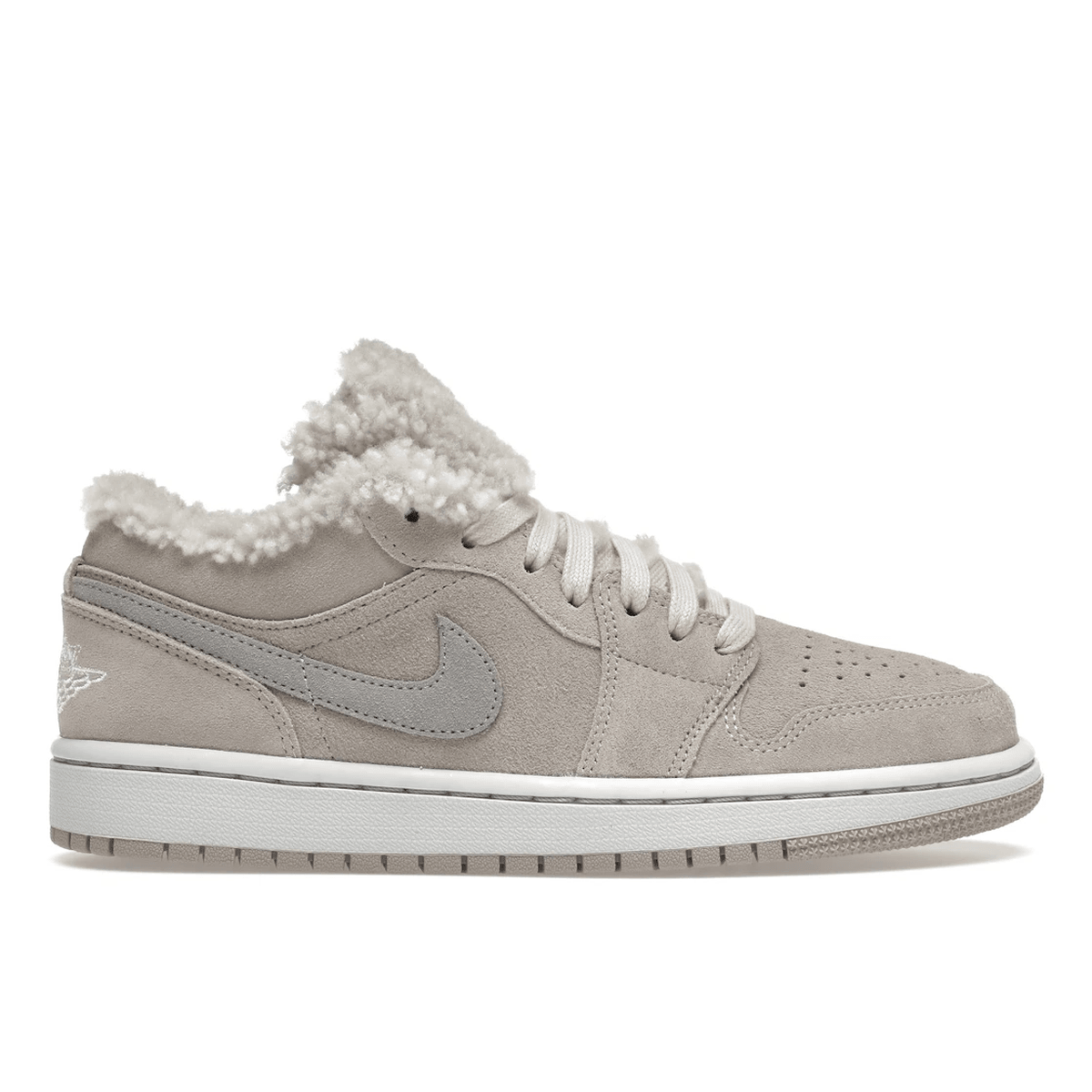 Air Jordan 1 Low SE Sherpa Fleece — 36