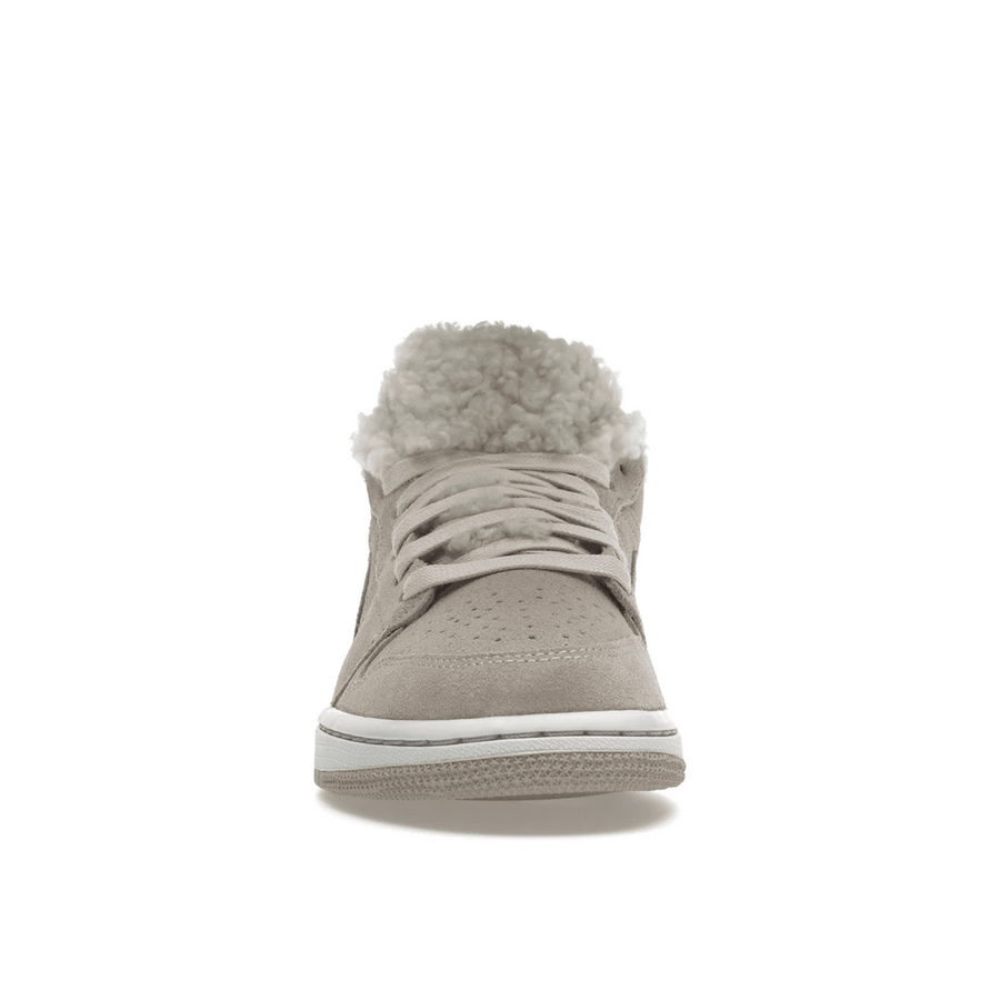 Air Jordan 1 Low SE Sherpa Fleece — 36