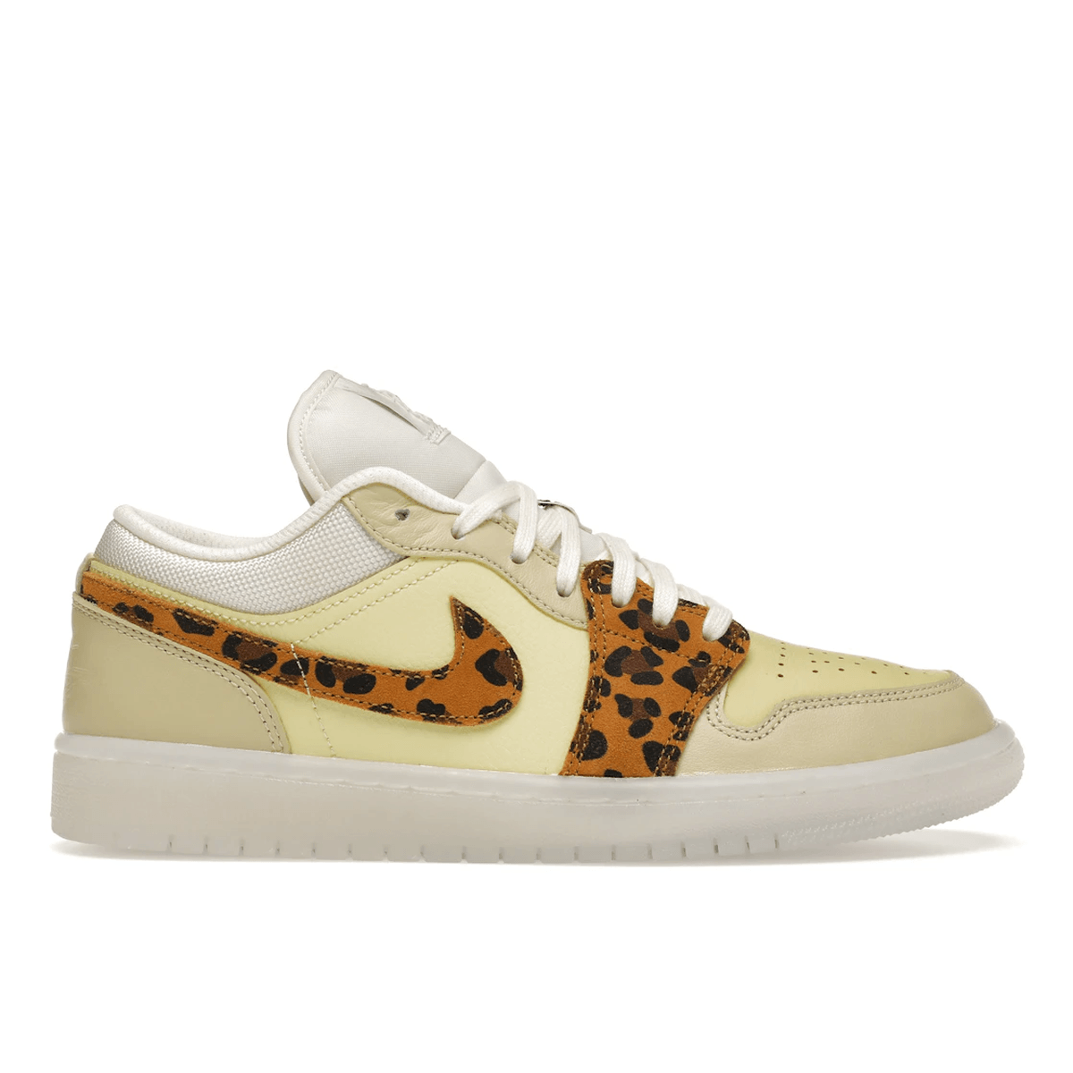 Air Jordan 1 Low SNKRS DAY — 36
