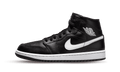 Air Jordan 1 Mid Black White