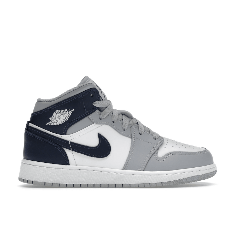 Air Jordan 1 Mid Wolf Gray Midnight Navy — 36