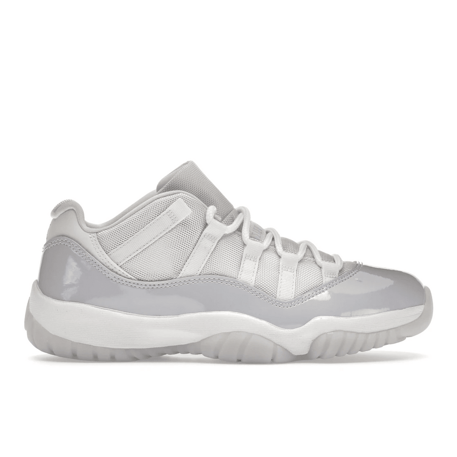 Air Jordan 11 Retro Low Pure Violet — 36