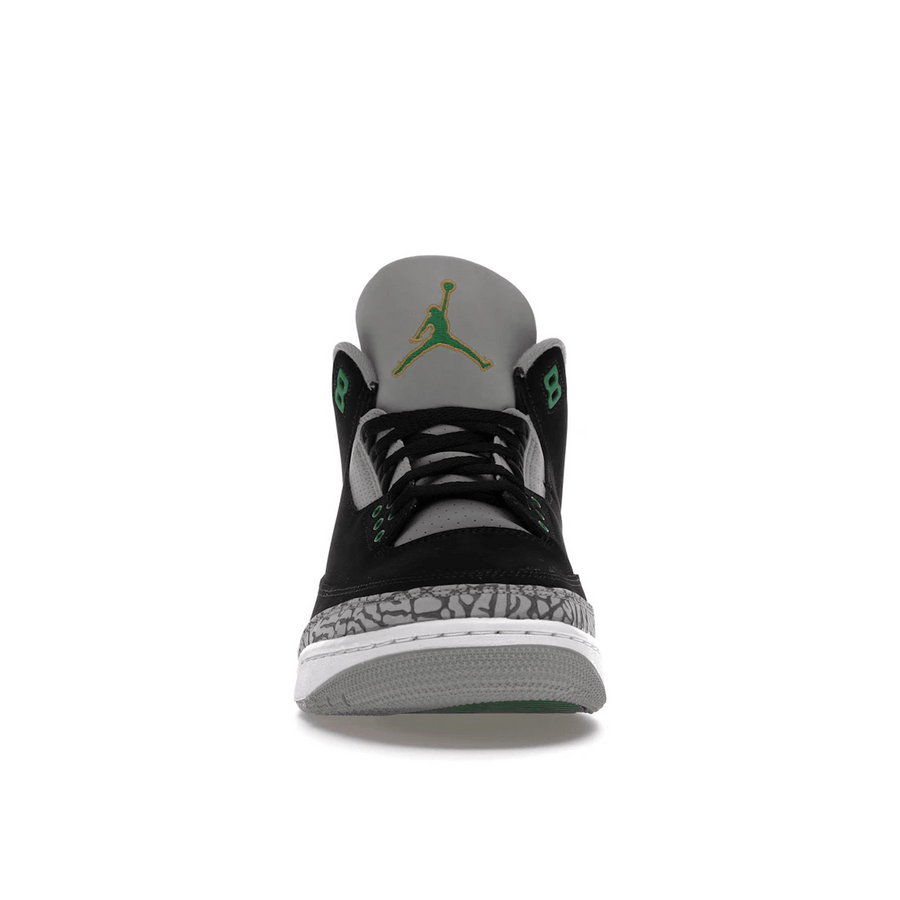 Air Jordan 3 Retro Pine Green — 36