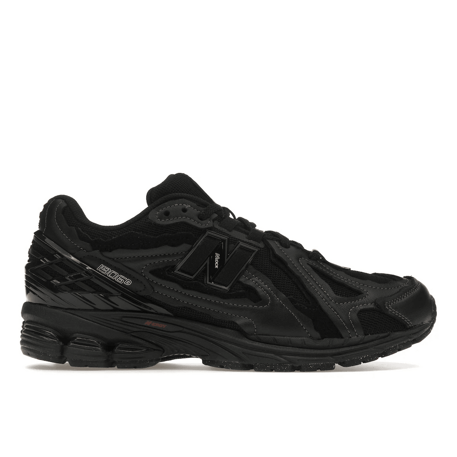 New Balance 1906D Protection Pack Black Leather — 36