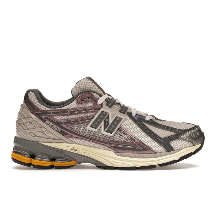 New Balance 1906R Licorice — 36
