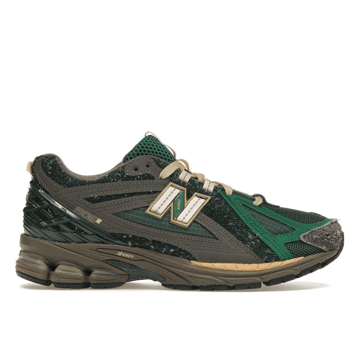 New Balance 1906R size? Exclusive Diamond District Pack Green — 36