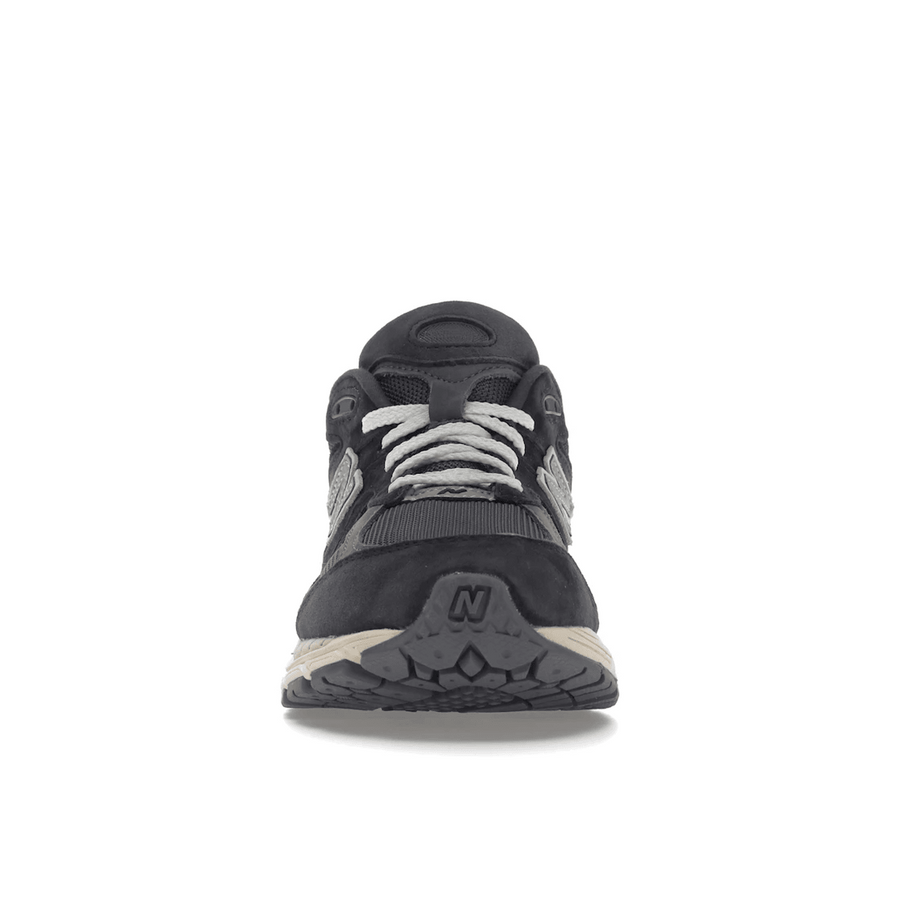New Balance 2002R Black Dark Grey — 36