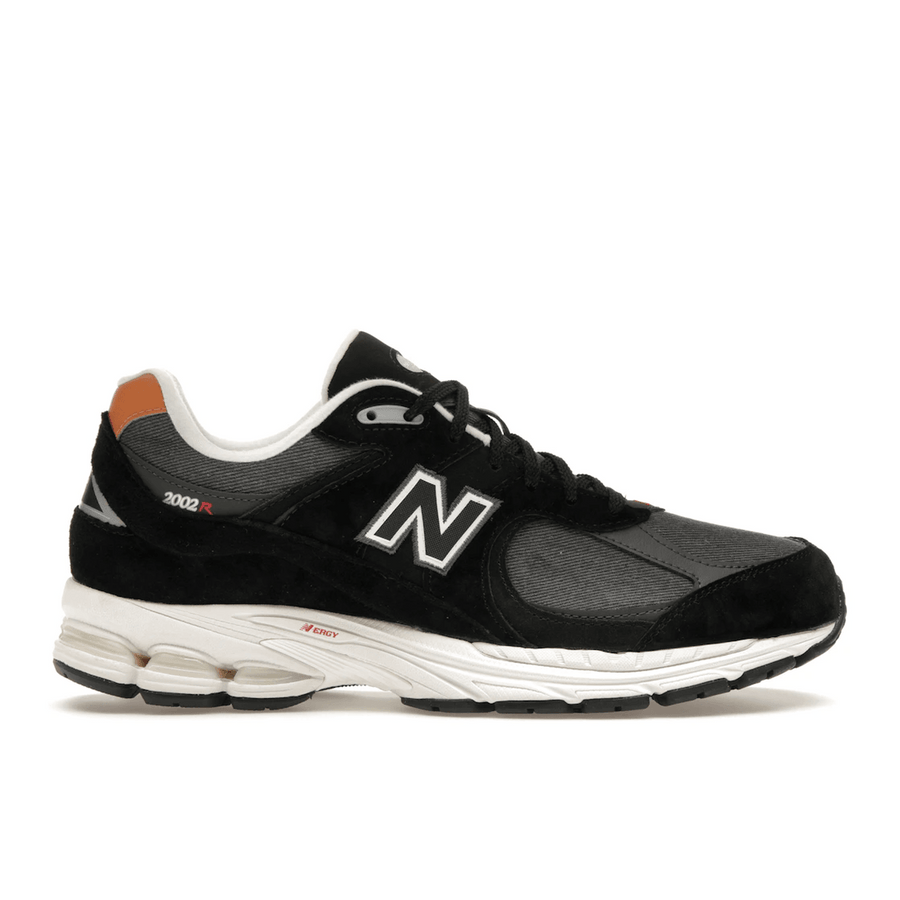 New Balance 2002R Black Sepia — 36