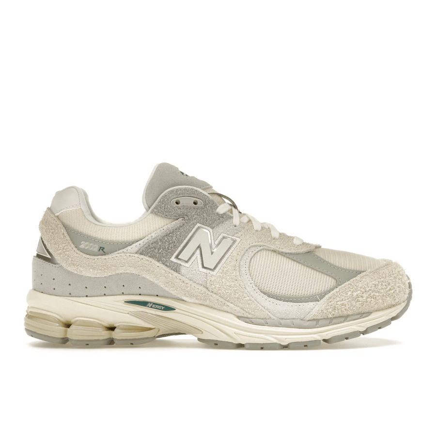 New Balance 2002R Linen — 36