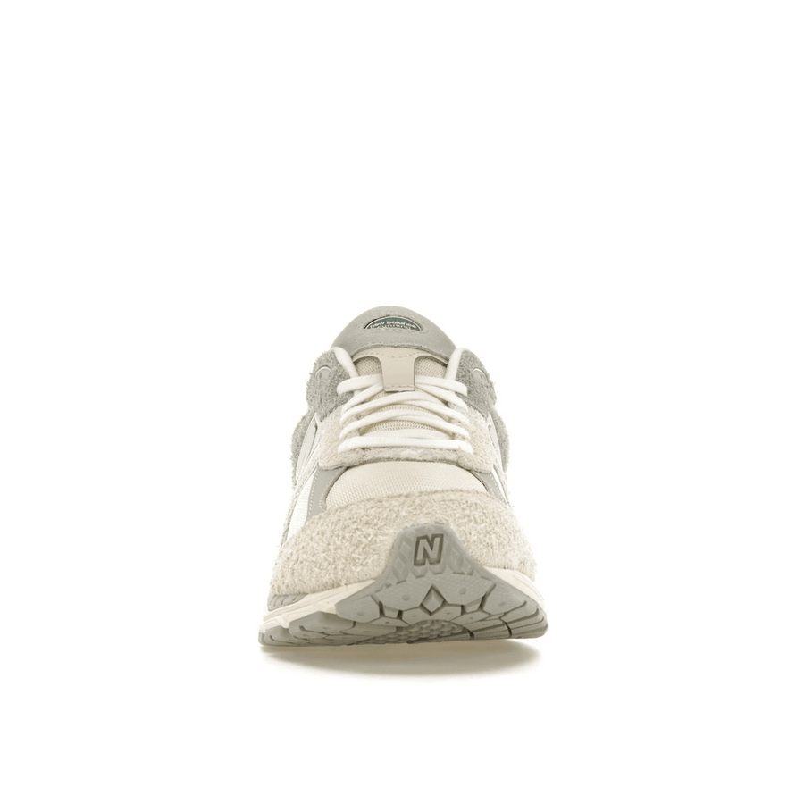 New Balance 2002R Linen — 36