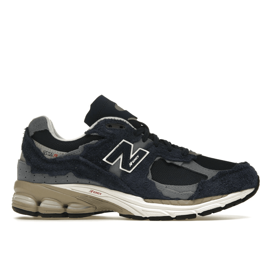 New Balance 2002R Protection Pack Navy Grey — 36