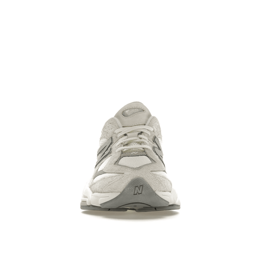 New Balance 9060 Moonbeam Sea Salt — 36