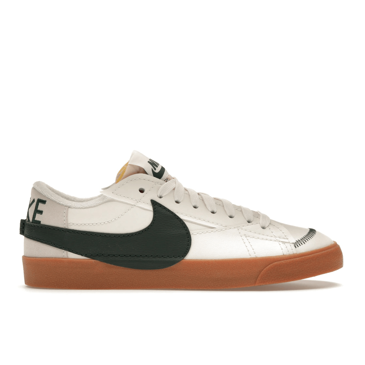 Nike Blazer Low 77 Jumbo WNTR Sail Pro Green Gum — 36