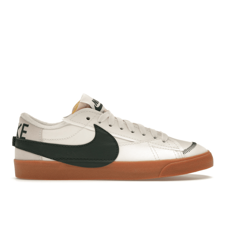 Nike Blazer Low 77 Jumbo WNTR Sail Pro Green Gum — 36