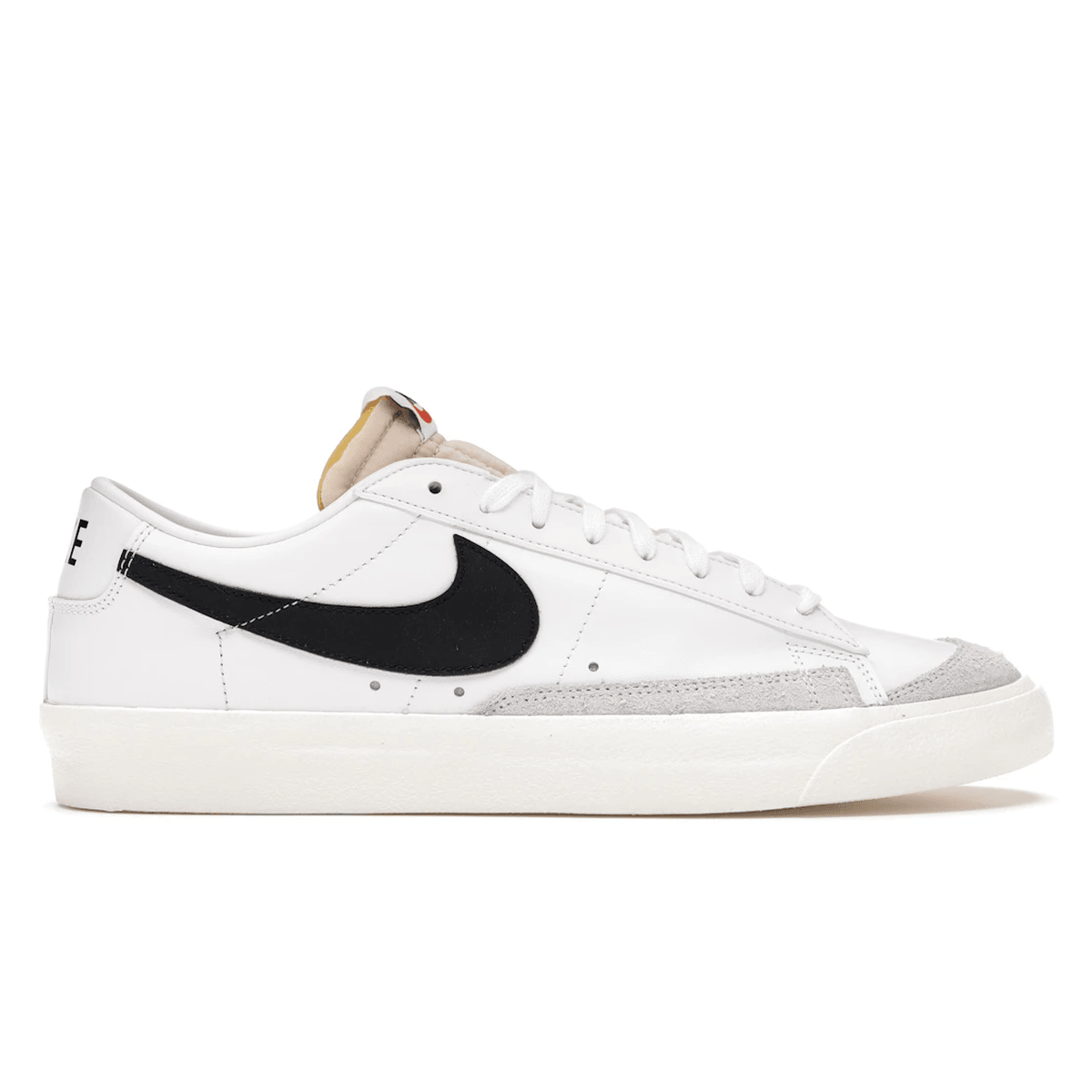 Nike Blazer Low 77 Vintage White Black — 36