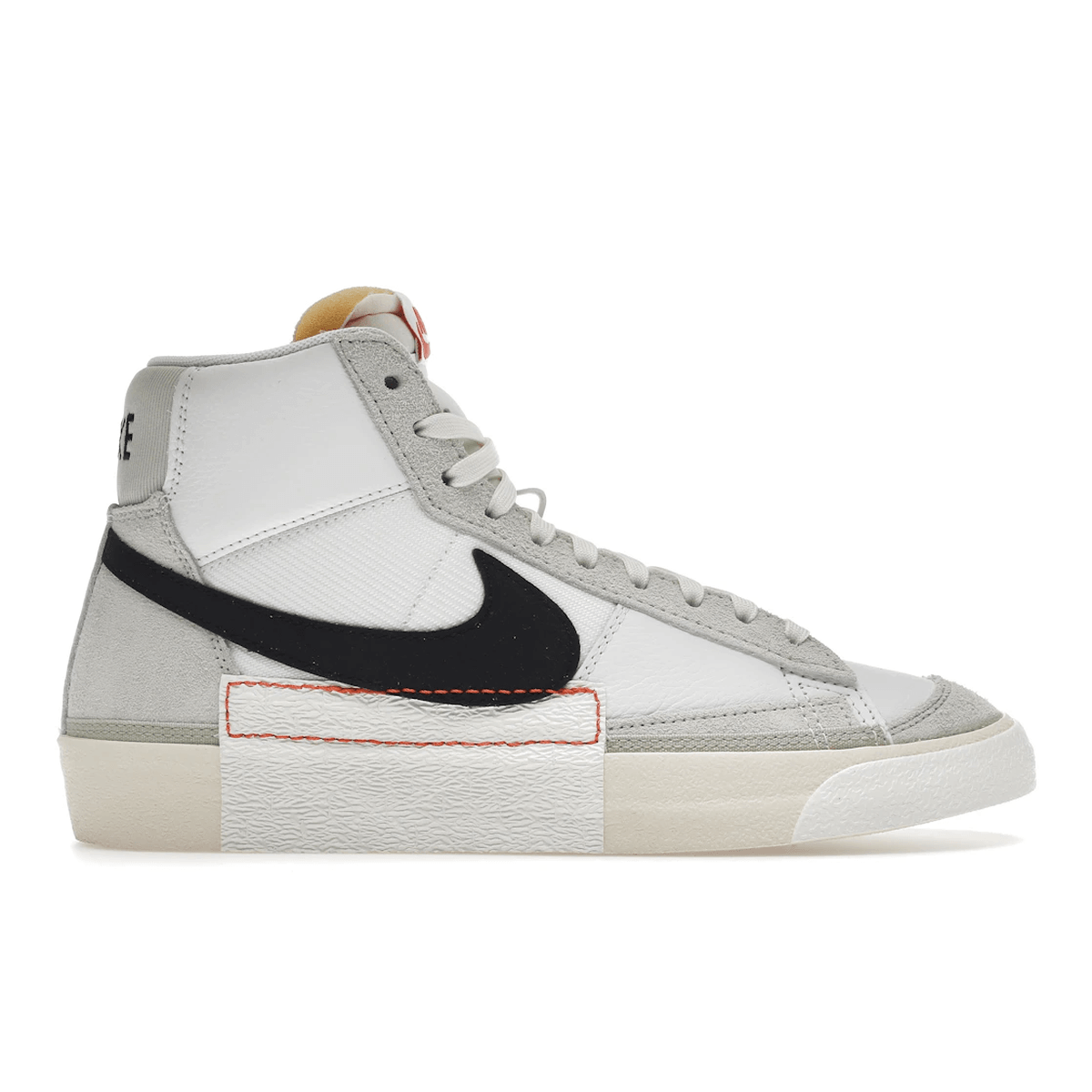Nike Blazer Mid 77 Pro Club White Black Light Bone Summit White — 36