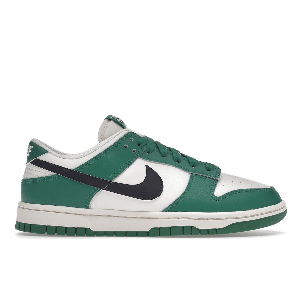 Nike Dunk Low SE Lottery Pack Malachite Green — 36
