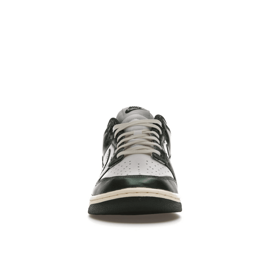 Nike Dunk Low Vintage Green — 36