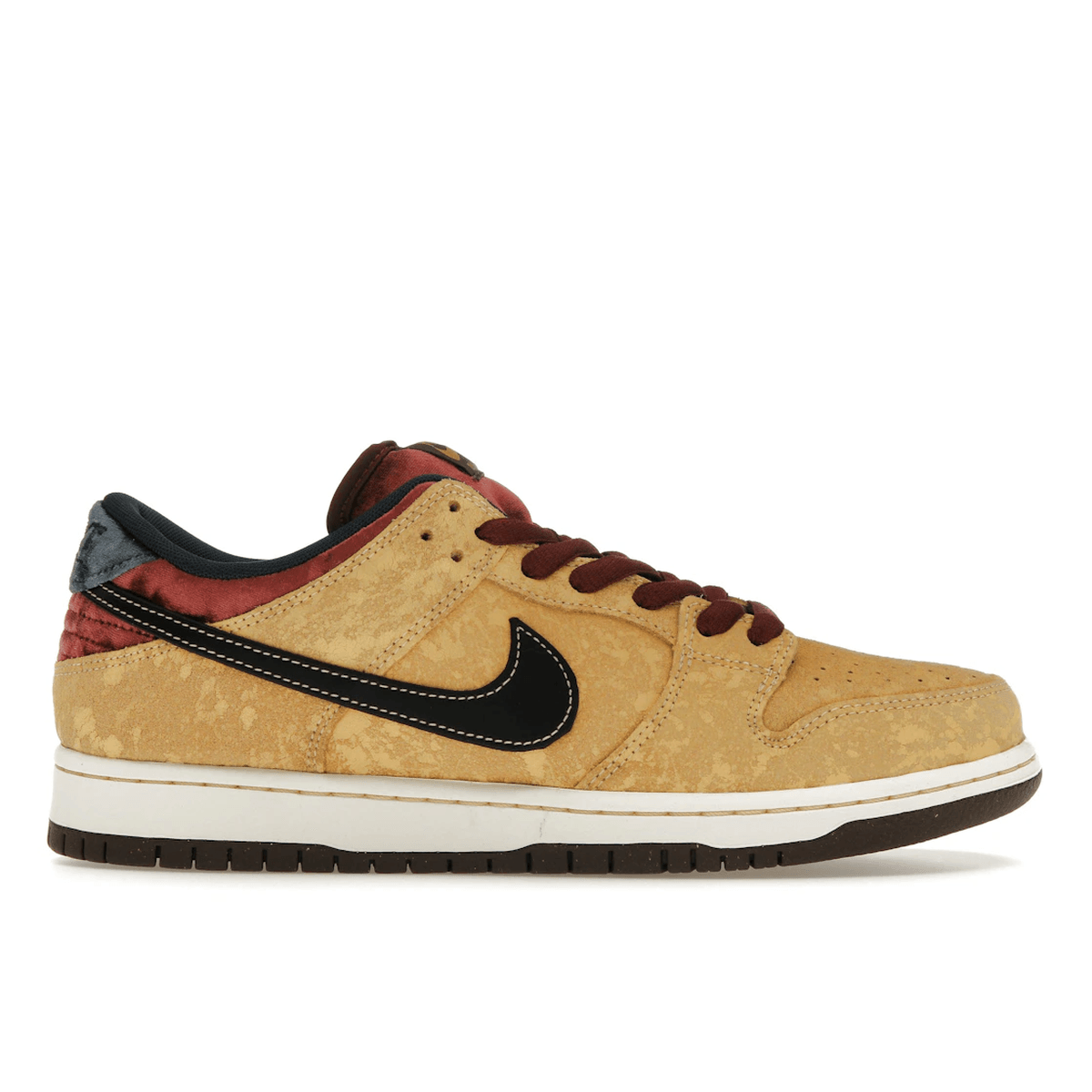 Nike SB Dunk Low City of Cinema — 36