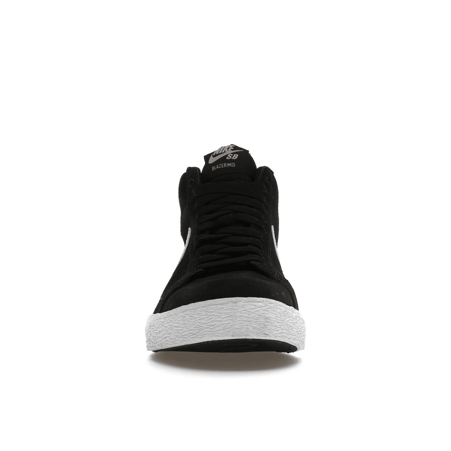 Nike SB Zoom Blazer Mid Black White — 36