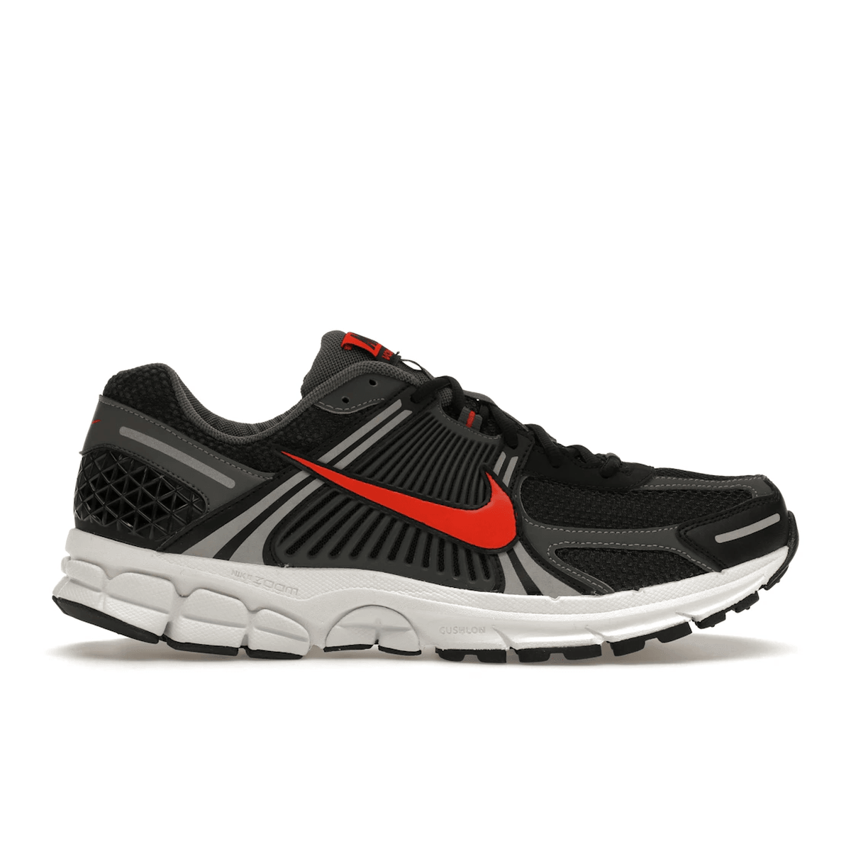 Nike Zoom Vomero 5 Black Picante Red — 36