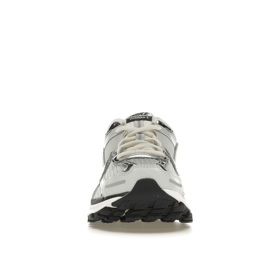Nike Zoom Vomero 5 Black — 36