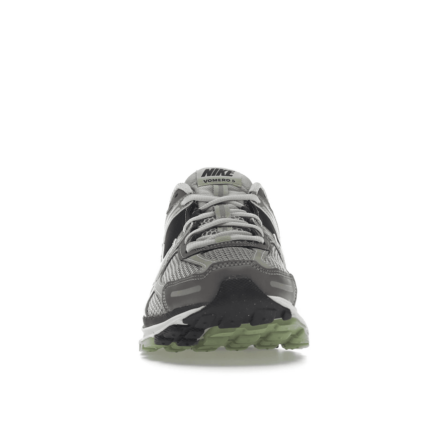 Nike Zoom Vomero 5 Cobblestone Flat Pewter — 36