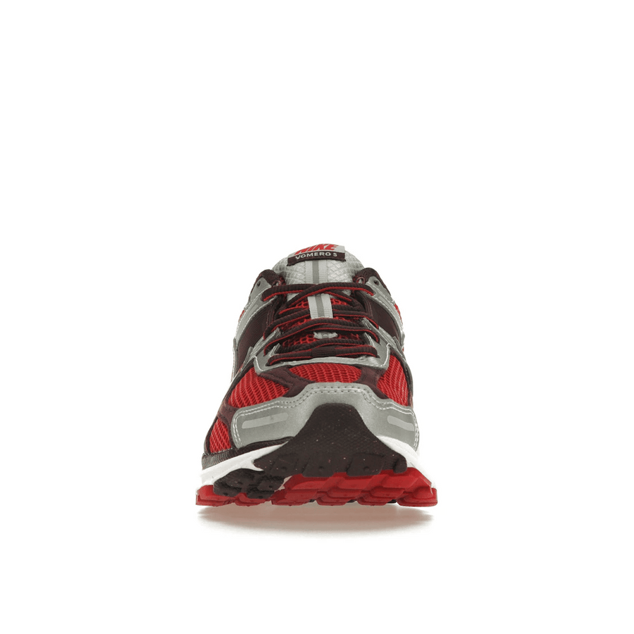 Nike Zoom Vomero 5 Mystic Red — 36