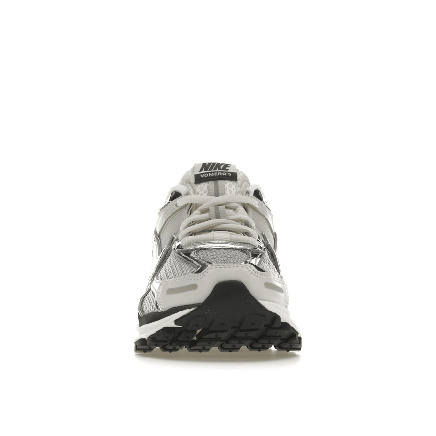 Nike Zoom Vomero 5 Photon Dust Metallic Silver — 36