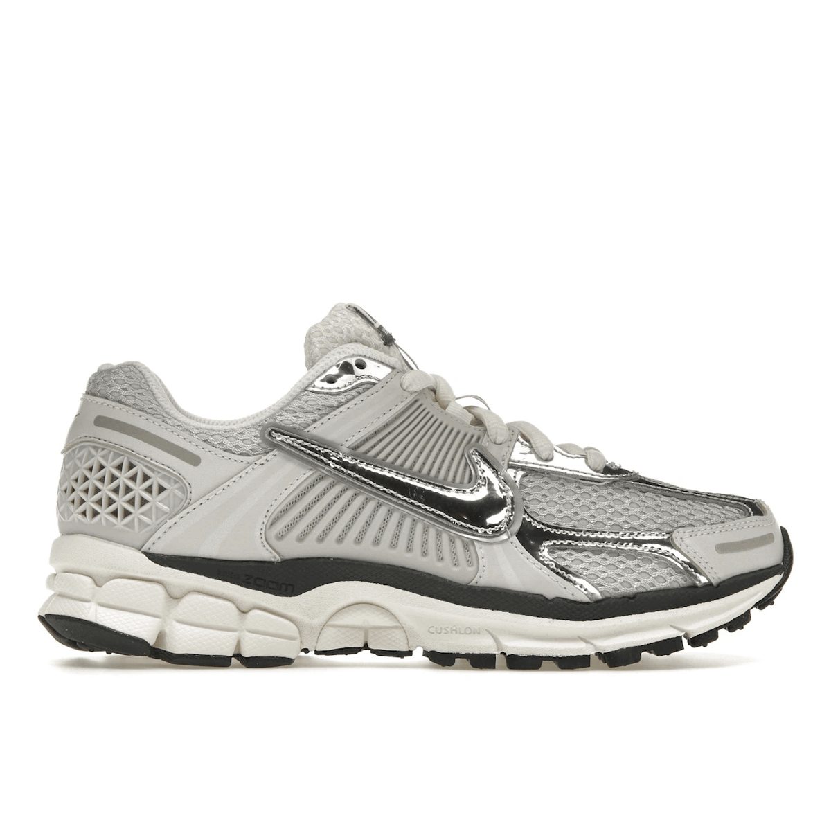 Nike Zoom Vomero 5 Photon Dust Metallic Silver — 36