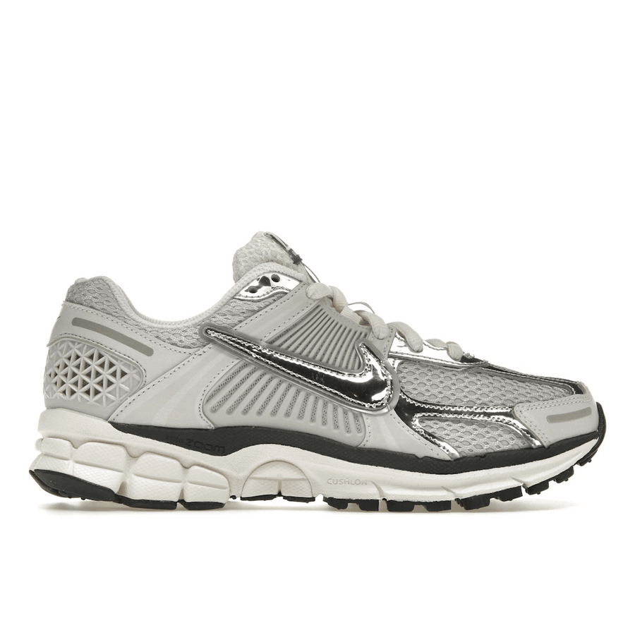 Nike Zoom Vomero 5 Photon Dust Metallic Silver — 36