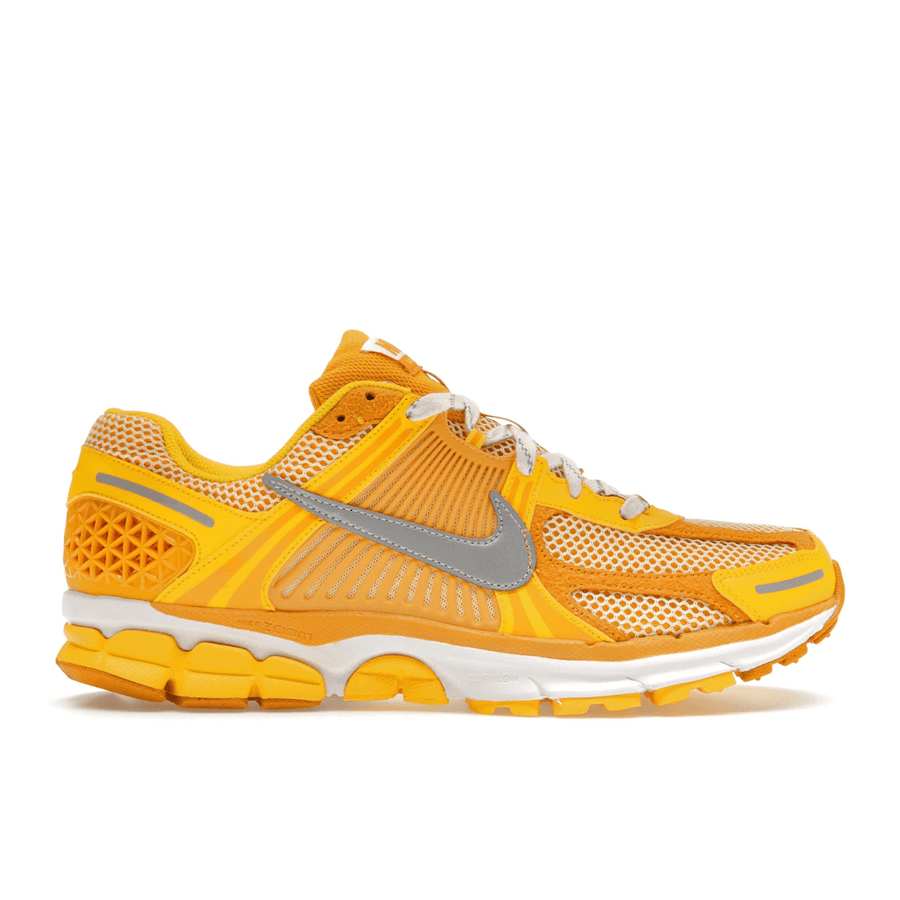Nike Zoom Vomero 5 Yellow Ochre — 36
