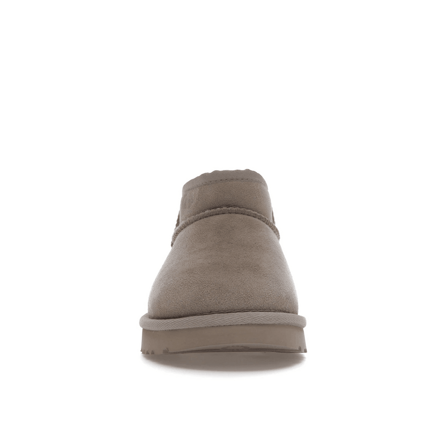 UGG Classic Ultra Mini Boot Goat — 36